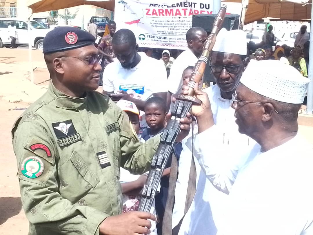 Image symbolique d'une cérémonie de solidarité à Kalley Amirou